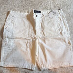 Abercrombie & Fitch White Flat Front Men's Shorts